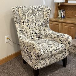 Modern Wingback Chair W/cover