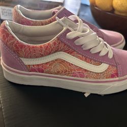 Vans girl