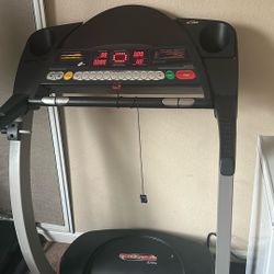Proform 530x Treadmill