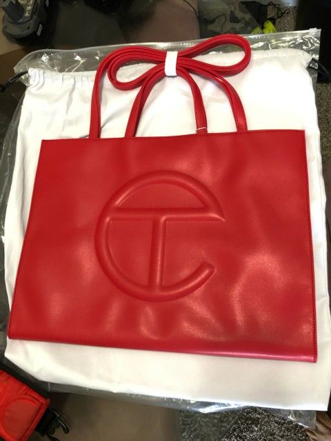 CHANEL Small Bag for Sale in Sunny Isles Beach, FL - OfferUp