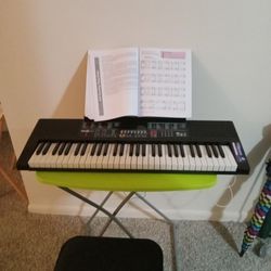 Beautiful Piano Keyboard With Book Almost New