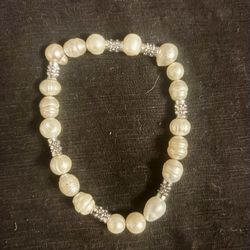 Pearl Bracelet 