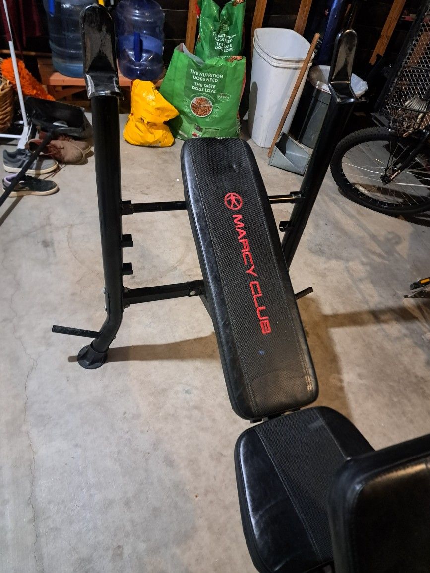 Weight Bench