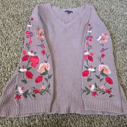 American Eagle Embroidered Floral Sweater – Women’s Medium