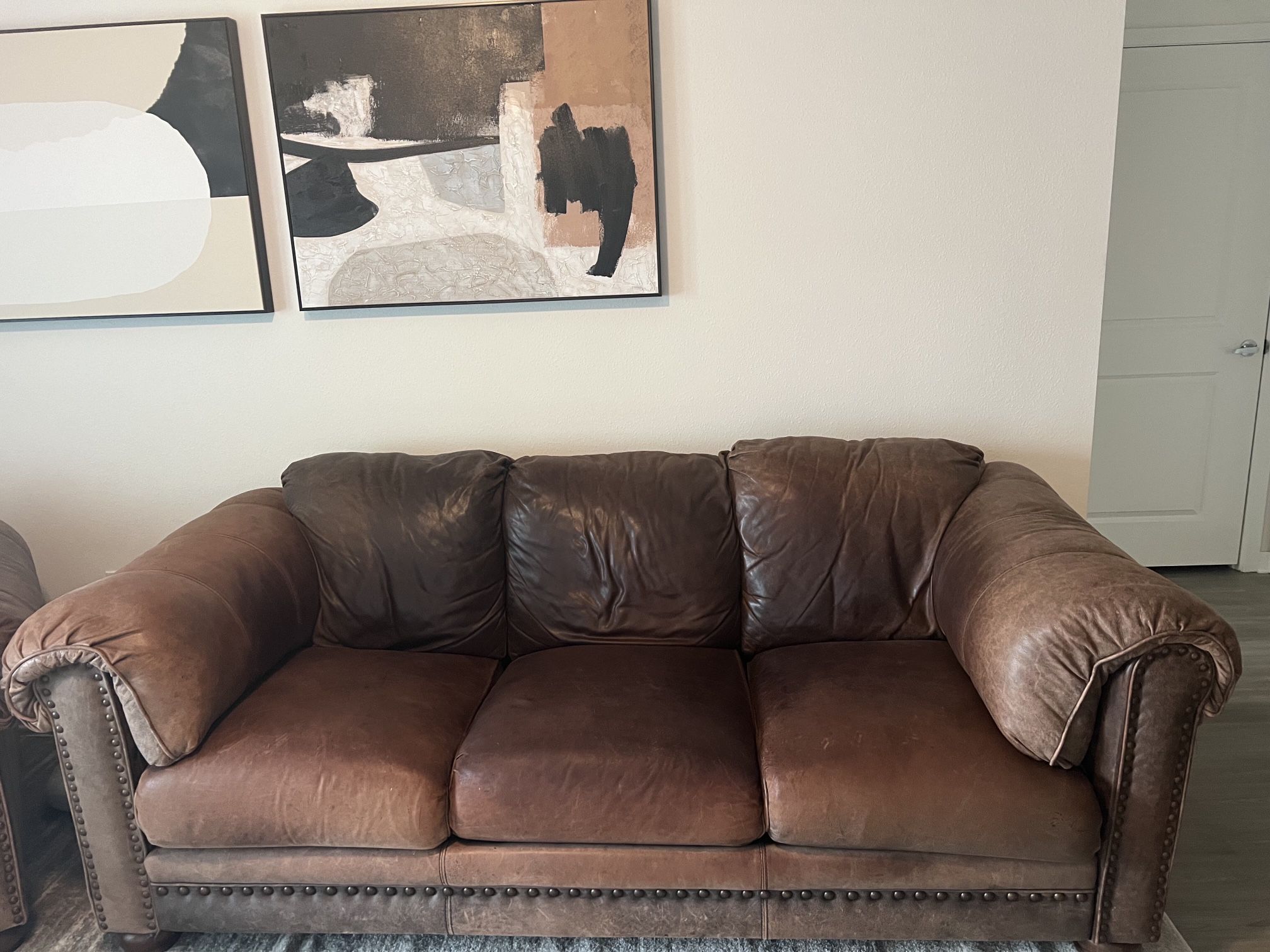 Haverty’s Leather Couch And Chair Set