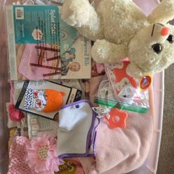 Newborn baby girl's entire wardrobe to 6 months