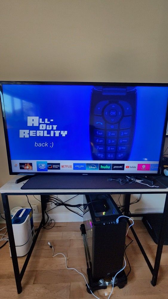 Samsung 40" Smart TV