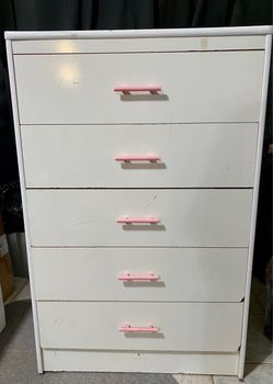 Kid Dresser