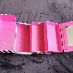 Collapsible Makeup Box 