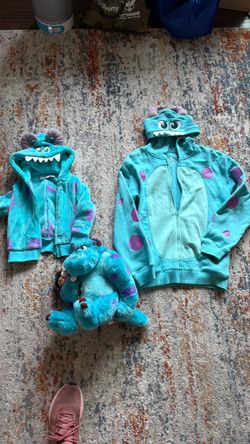 Sulley hoodies size xxs/14 kids and plushie toy
