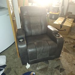 Recliner 
