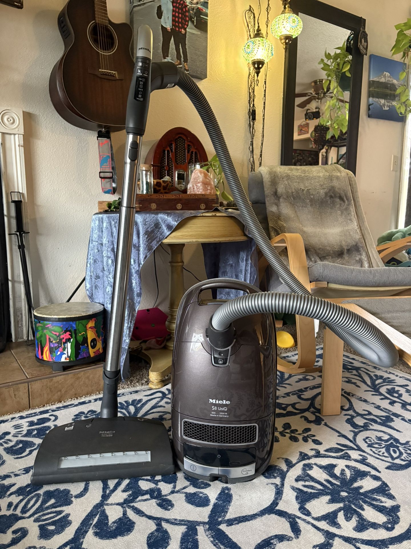 Miele S8 UniQ Canister Vacuum - Used Once 