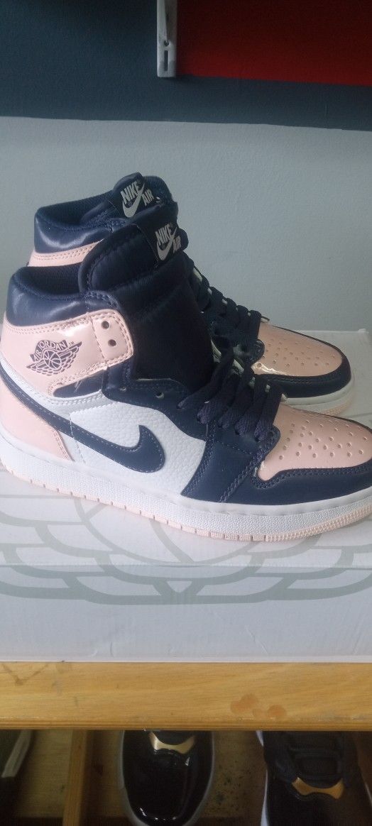 Retro Jordan 1s Size 5.5
