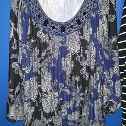 Cato Size 22/24 Plus Size Blue And Black Shirt