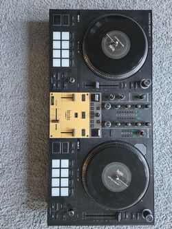 DJ Controller