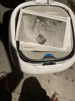 Genie diaper trash can
