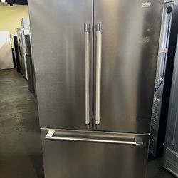 NEW OPEN BOX BEKO COUNTER DEPTH FRENCH STYLE REFRIGERATOR 