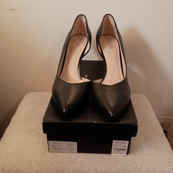 NIB Navy Blue Elegant Women's Brooks Brothers Pumps Heels Shoes 9