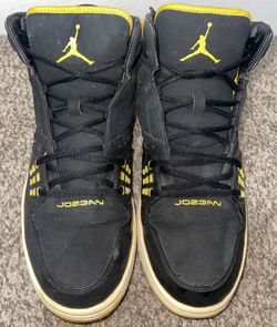Jordan 1 Flight Black Varsity Maize Size 12