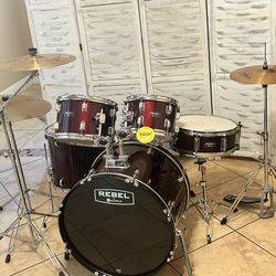Rebel ready-to-play drum kit
