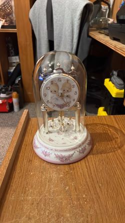 Precocious moment glass clock
