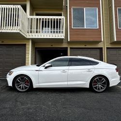 2018 Stock AUDI S5 Prestige wheels + Tires