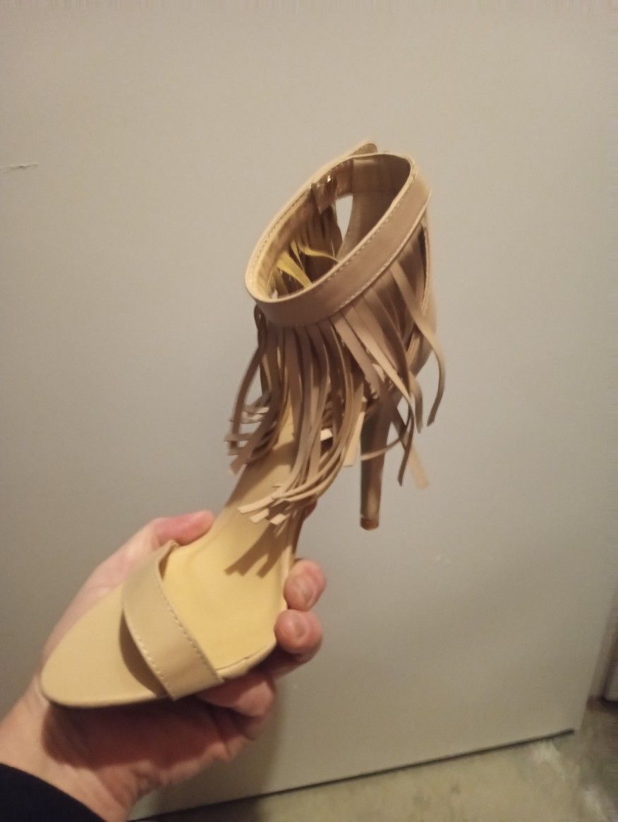 New In Box Adriana Nude Fringe High Heels
