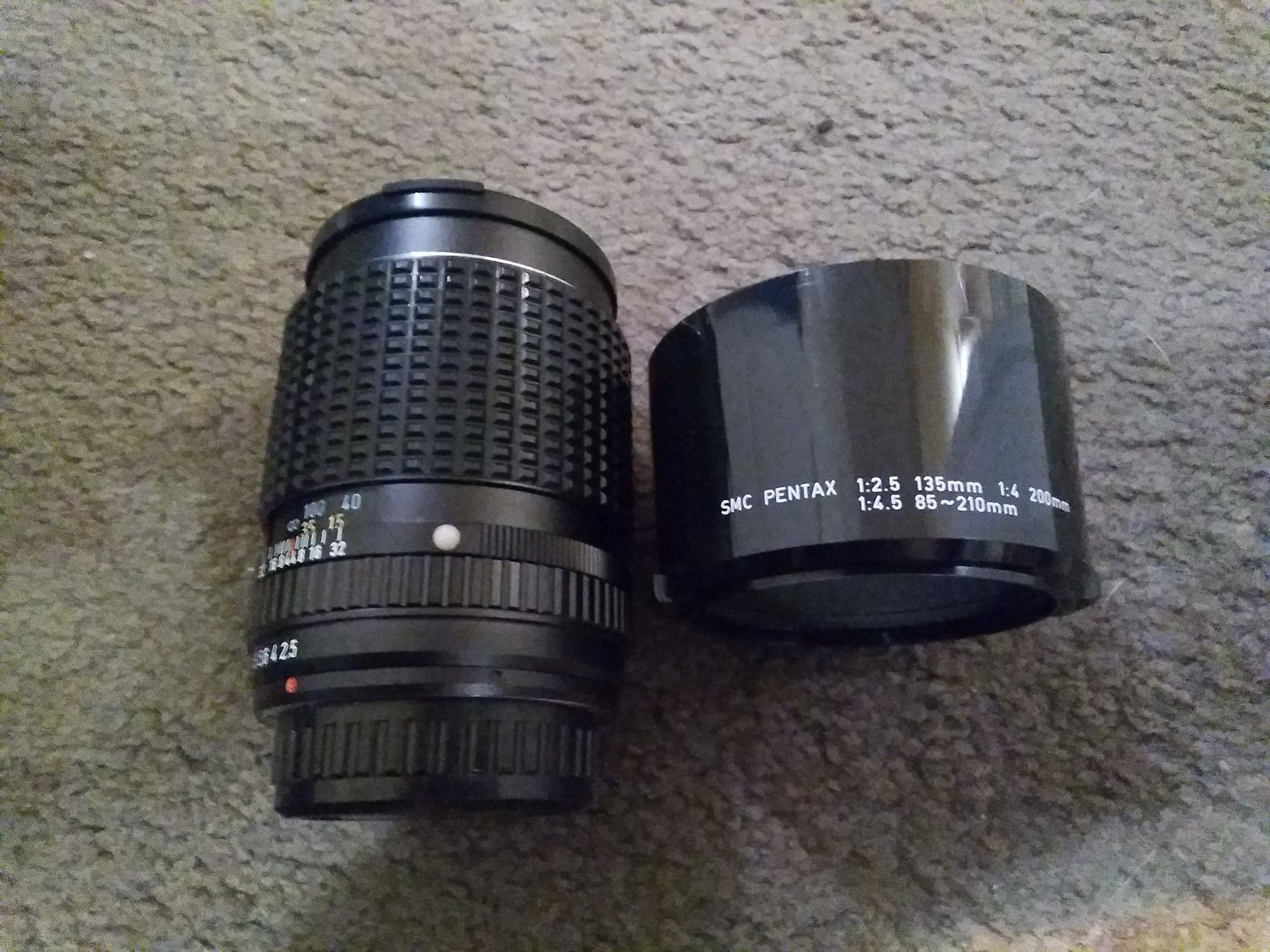 Asahi SMC Pentax 135mm f/2.5 Camera Lens