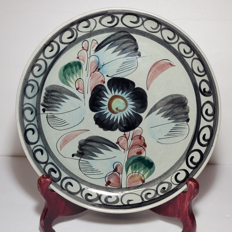 Tonala Folk Art Pottery Plate 10.75"
