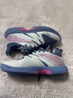 K-Swiss Women Size 8