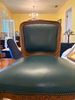 Tall bar stools/ 2