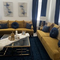 Living room, set dining table