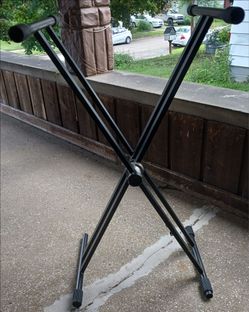 KEYBOARD STAND #1
