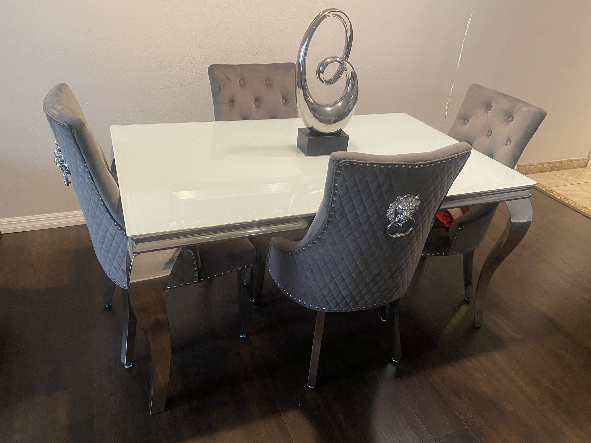 Dining Table Set