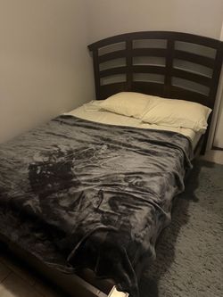 Raymour and Flanigan Bedroom set