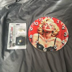 Marilyn Monroe Clock 