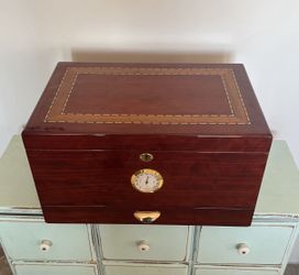 Cuban Crafters Grande Large Cigar Humidor for 600 Cigars