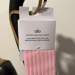 Alo SOCK SCRUNCH SOCKS PINK