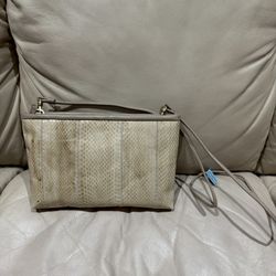 Dramatic Price Drop For Never Used, Leather-lined Beige/tan Snakeskin Clutch Or Shoulder Strap Pocketbook 