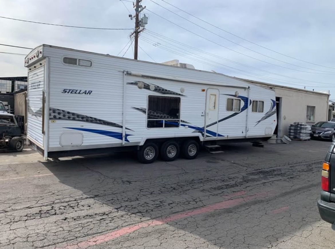 2008 stellar eclipse toy hauler