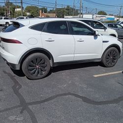 Jaguar E Pace