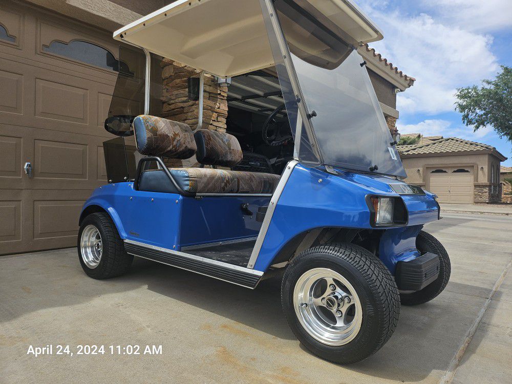 Super Clean Club Car Elctric Golf Cart! Drives Amazing