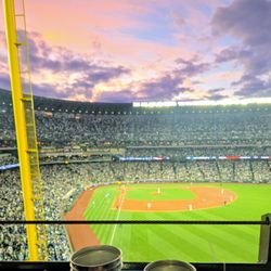 Mariners Wednesday ALCS Home Game 1 Suite