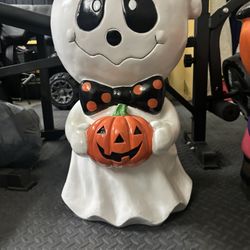 Halloween decor