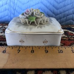 Vintage Porcelain  Box 