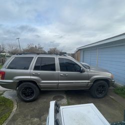 1999 Jeep Grand Cherokee Limited 