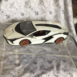 Collectible 1/18 Scale Lamborghini Sian