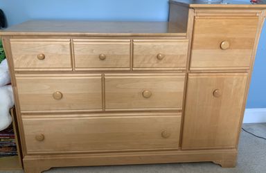 $75 Dresser/changing Table