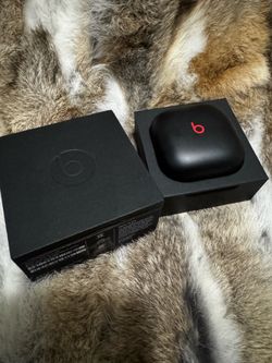 BEATS FIT PRO (only Right earbud is working)