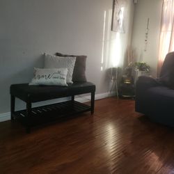 Butaca De Madera Y Cuero Arriba 